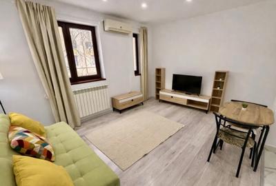 Apartament cu 2 camere semidecomandat, mobilat în Gorjului