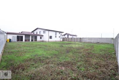 Locuință Spațioasă lângă București: Vilă în Ciorogârla pentru Locuit - 17