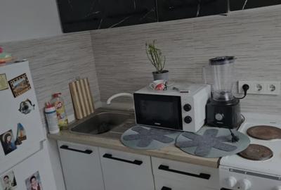 1 Camera..Zona Telegrafului...10 min Fac de medicina - 1