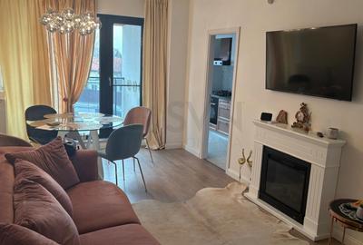 Apartament cu 2 camere decomandat, mobilat în Central