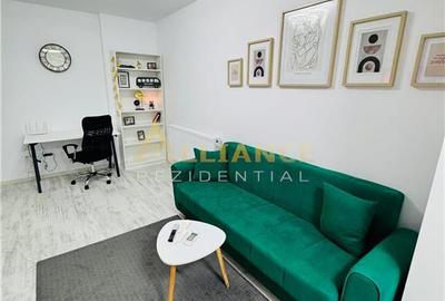 Apartament cu 2 camere decomandat, mobilat în Central