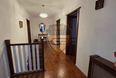 Apartament cu 3 camere decomandat, mobilat în Faleza Nord