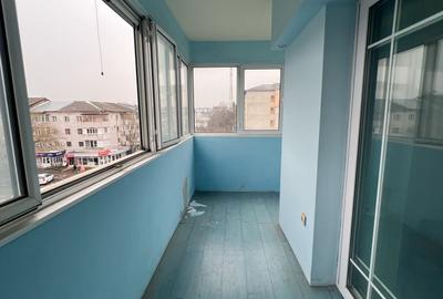 Apartament 3 camere Zona Laris -Finante - etaj 3/4 - 85 mp - 5