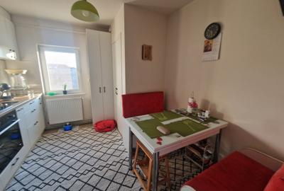 Zona Aradului bloc izolat termic, foarte bine impartit, pe doua parti, mobilat - 26