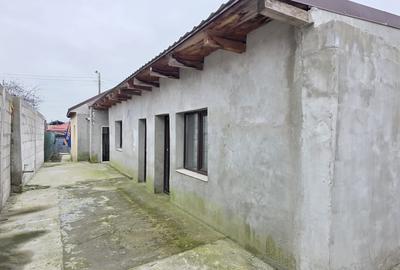 OCAZIE ! ZONA MEDEEA CASA 5 CAMERE SC=120 MP. CU TEREN 220 MP. PRET 135.000 EURO - 2