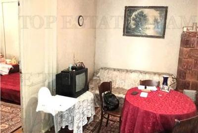 Casa de vanzare in zona Mantuleasa - 3