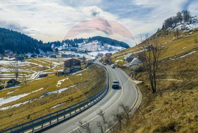 Teren intravilan CU PRIVELISTE DE POVESTE- Fundata- Romania - 23