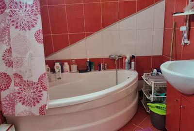Str. Măriuca – Apartament 3 camere - lângă metrou - 13