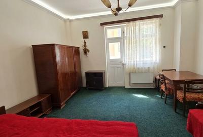 Garsonieră 44MP ,parcare Privata, Piața Romana - 11