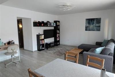 Apartament cu 2 camere decomandat, mobilat în Central