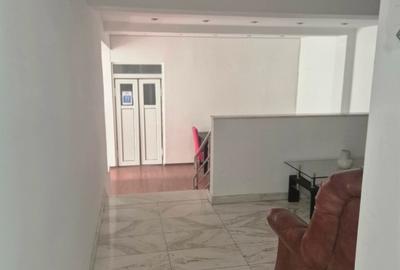 🏡 De Vânzare – Imobil Central, Ideal pentru Investiție! - 3