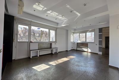 Studio nedecomandat, 40 mp, etaj 2, Bulevardul Carol I - 27