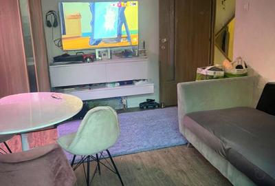 Apartament cu 3 camere semidecomandat, mobilat în Drumul Taberei