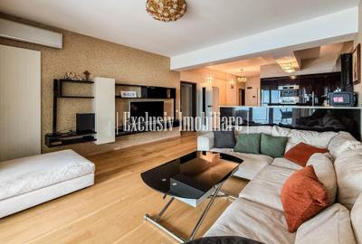 Vedere Frontala la Mare si Plaja la Picioare - Apartament cu Parcare Privata - 11