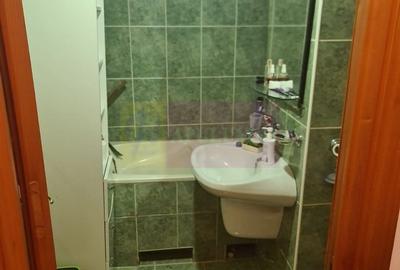 Apartament cu 3 camere de vanzare in Campina - Zona Cuza - 12