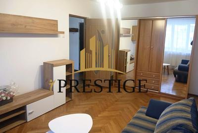 Apartament cu 2 camere decomandat în Mihai Viteazul