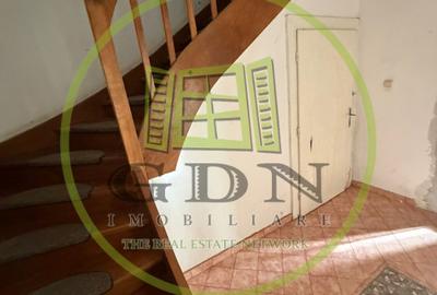 Casa 7 camere,  2 apartamente, 300 mp utili, 1248 mp teren, Cristian, Sibiu - 4