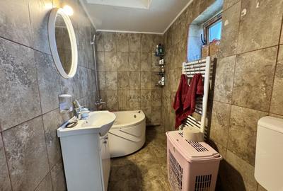 Casa de vanzare cu potential ridicat in Cornatel jud.Sibiu - 12