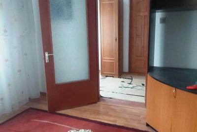 Casă din cărămidă, construită 2007,  în zonă de deal foarte frumoasă, la Pârscov - 4