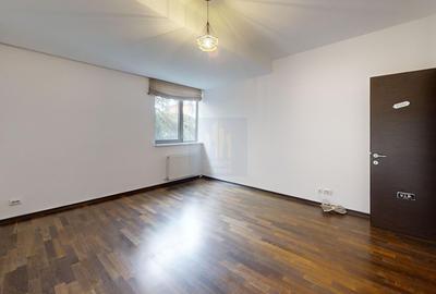 Apartament 4 Camere de Inchiriat Uranus *13 Septembrie* - 15