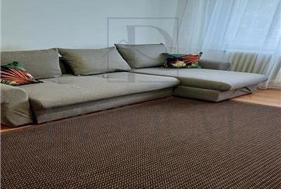Apartament cu 2 camere semidecomandat, mobilat în Dacia
