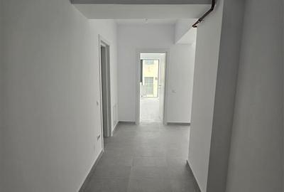INTABULAT! MUTARE IMEDIATA! Apartament cu 2 camere decomandat Central - 8