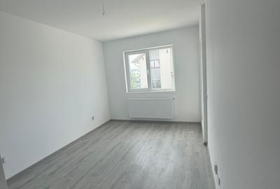 VANZARE GARSONIERA DECOMANDATA LANGA SCOALA PENTRU RARES-BLOC MIC DE 3 ETAJE - 14