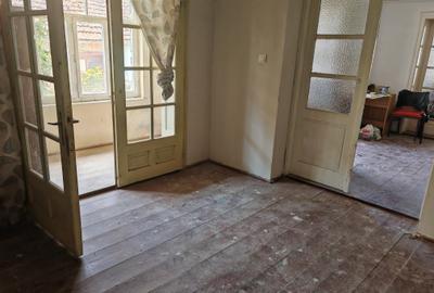 Casa 4 camere libera la vanzare RASNOV - zona Florilor - 6