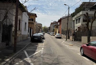Proprietate cu caracter – Vilă individuală în Sector 4, Str. Lămâiței - 2