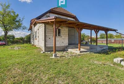 Casă cu panoramă spre dealurile Șiriei - 8