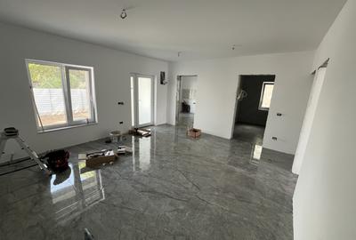 SUPEROFERTA! Casa la sol 3 camere, teren 370 mp, zona deosebita, Valu lui Traian - 3