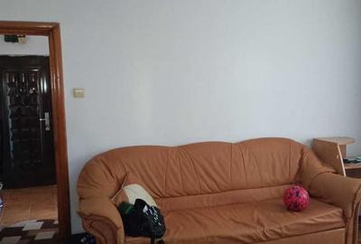 Apartament 2 camere zona Poarta 6 mobilat utilat 37  mp - 1