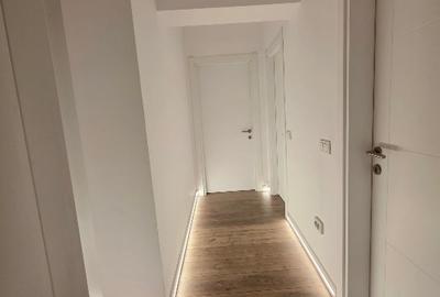 Vand apartament 4 camere, renovat total, mobilat si utilat complet. - 1