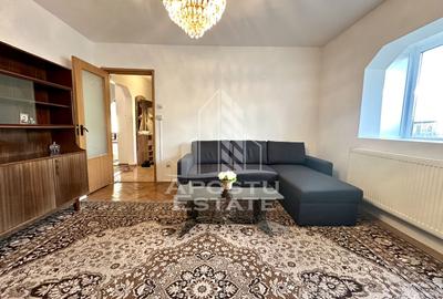 Apartament cu 4 camere decomandat, mobilat în Girocului