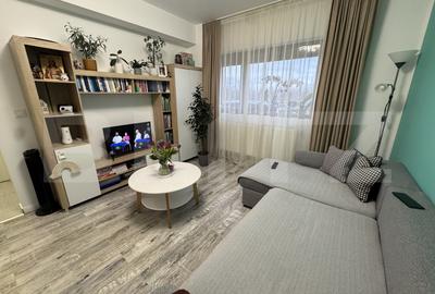 Apartament cu 2 camere semidecomandat, mobilat în Bucium