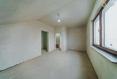 Vilă noua P+M in Sanleani - 31