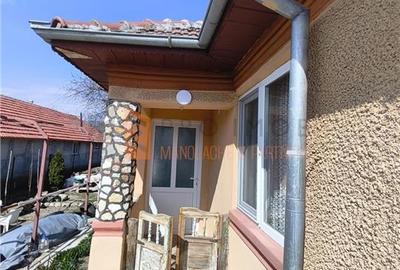 Casa tip parter zona Pietroasele-Saranga - 12