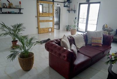 Casă solidă cu potențial uriaș – Zona Laminorului - 14