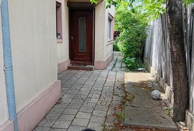 Casa  tip duplex cu centrala termica , pret de apartament - 3