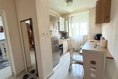 Vanzare Apartament 2 camere cu Balcon CUGIR Parcare Finisat Utilat Mobilat - 3