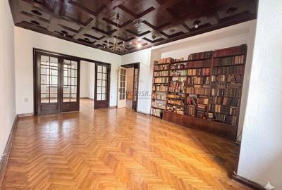 FARA Comision | Proprietate interbelică cu detalii originale | 93 mp | Mosilor - 15