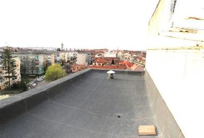 Apartament 2 camere , centrala proprie, zona Sagului - 10