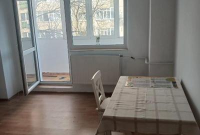 3 camere an constructie 1983 langa Ghencea Business Center - 2