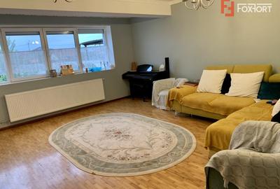 Casă individuală cu 5 camere în Moșnița Nouă