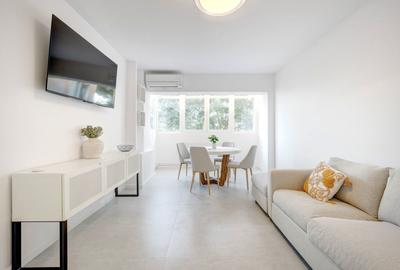 Apartament cu 3 camere, luminos si complet renovat - 8