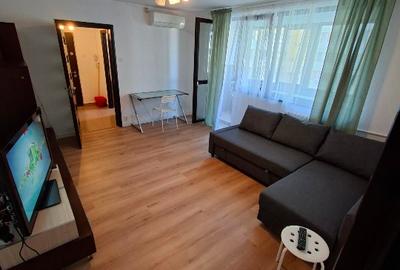 Particular inchiriez 3 camere Metrou Obor - 1