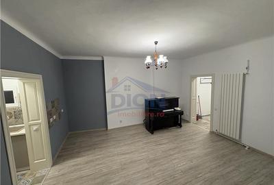 UNIVERSITATE, 3 camere, parter inalt, 61 mp, amenajat - 2