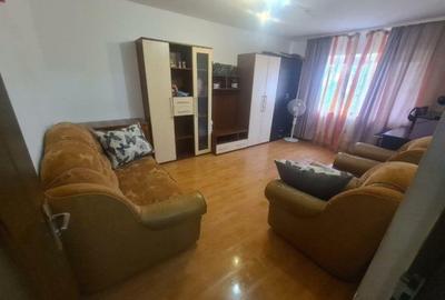 Anda apartament 2 camere cf 0 decomandat