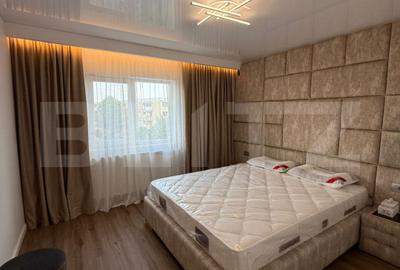 Apartament cu 2 camere decomandat, mobilat în Central