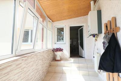 Casa deosebita in V.Lupului - 24